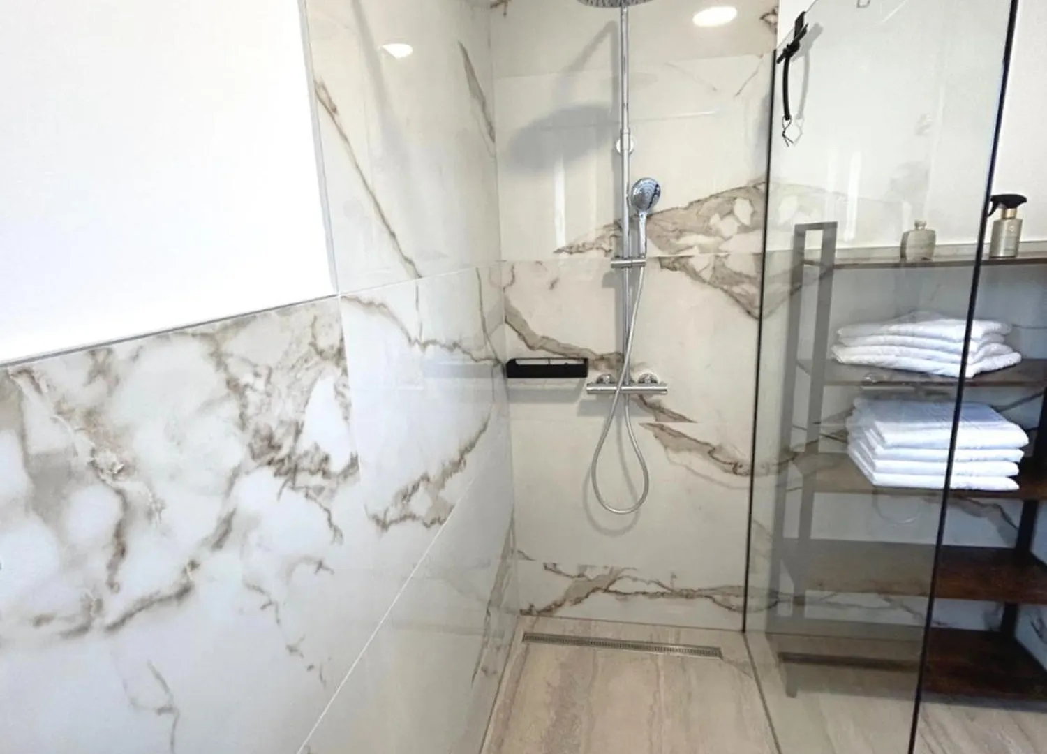 Apartment Ledi Neu ויר 0*,
